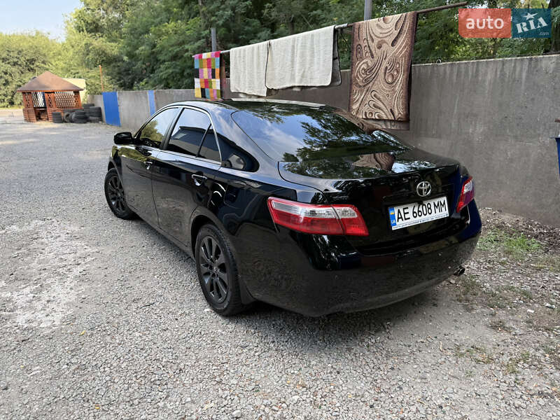 Седан Toyota Camry 2006 в Дніпрі