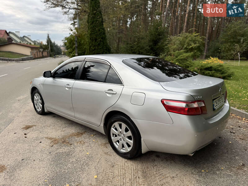 Седан Toyota Camry 2008 в Киеве