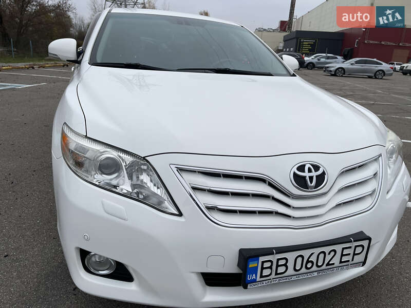 Седан Toyota Camry 2011 в Киеве фото 9 Седан Toyota Camry 2011 в Киеве