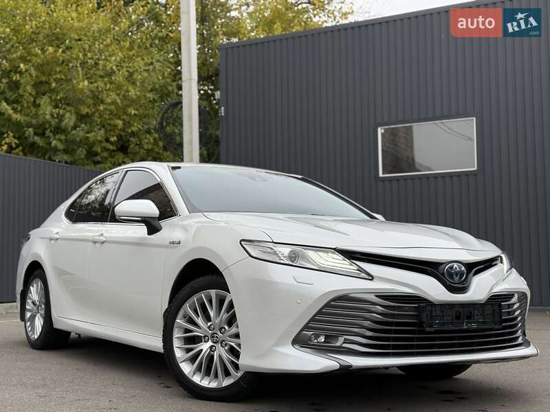 Седан Toyota Camry 2020 в Днепре фото 5 Седан Toyota Camry 2020 в Днепре