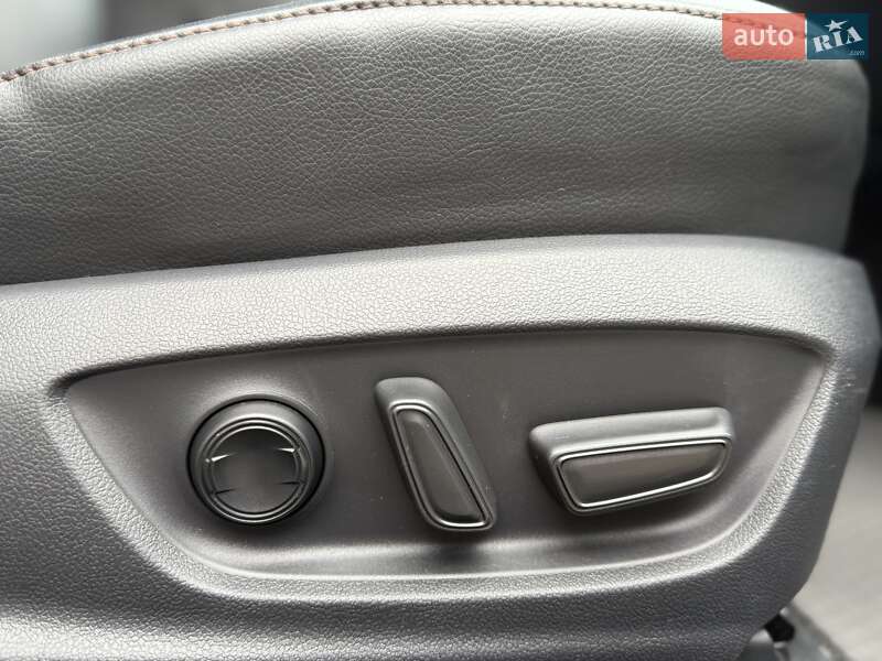 Седан Toyota Camry 2020 в Днепре фото 30 Седан Toyota Camry 2020 в Днепре