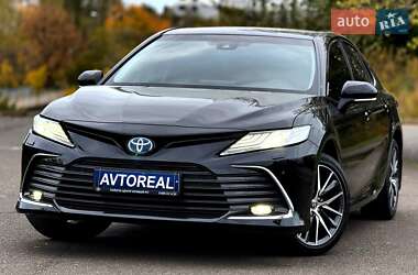 Седан Toyota Camry 2021 в Кривому Розі