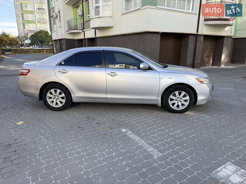 Седан Toyota Camry 2007 в Ивано-Франковске