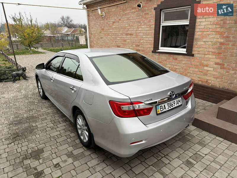Седан Toyota Camry 2012 в Александрие фото 2 Седан Toyota Camry 2012 в Александрие