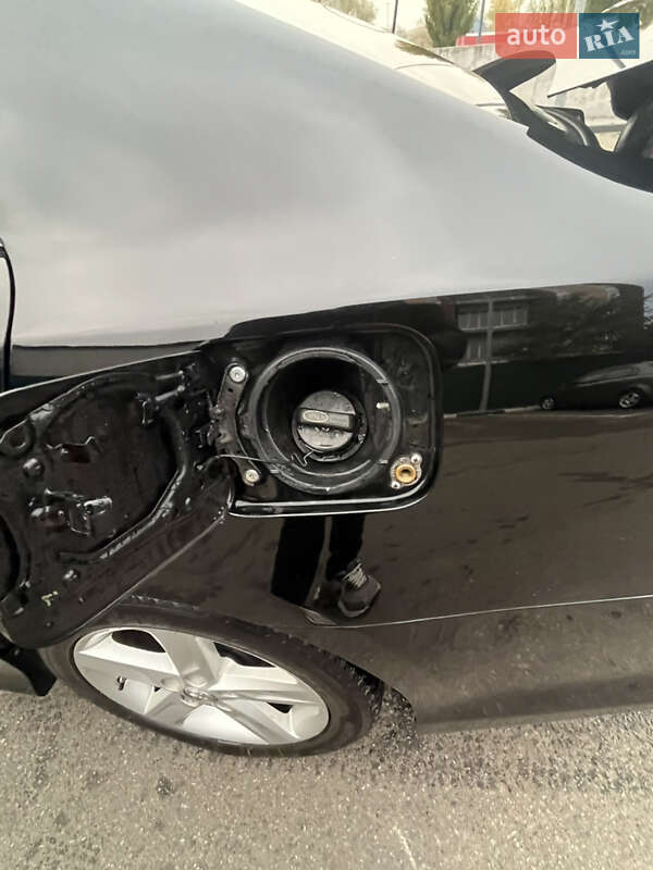 Седан Toyota Camry 2014 в Киеве фото 24 Седан Toyota Camry 2014 в Киеве