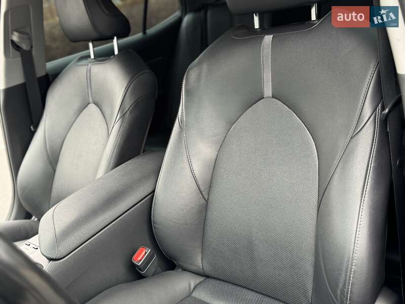 Седан Toyota Camry 2022 в Києві фото 35 Седан Toyota Camry 2022 в Києві