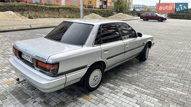 Седан Toyota Camry 1988 в Тернополе фото 9 Седан Toyota Camry 1988 в Тернополе