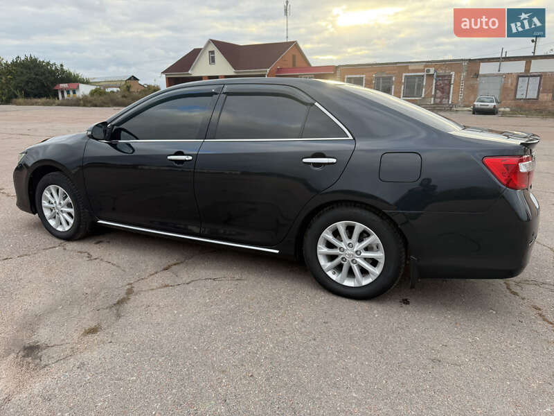 Седан Toyota Camry 2011 в Киеве