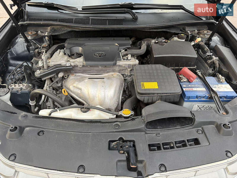 Седан Toyota Camry 2011 в Киеве
