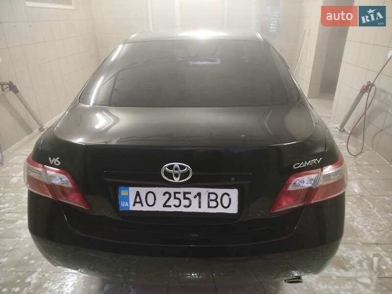Седан Toyota Camry 2007 в Рахове