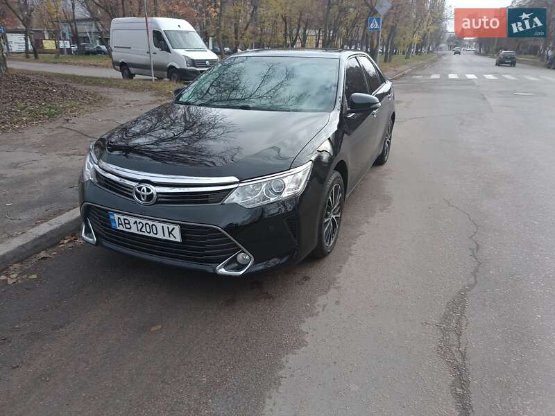 Toyota Camry 2015