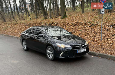 Седан Toyota Camry 2017 в Тернополі