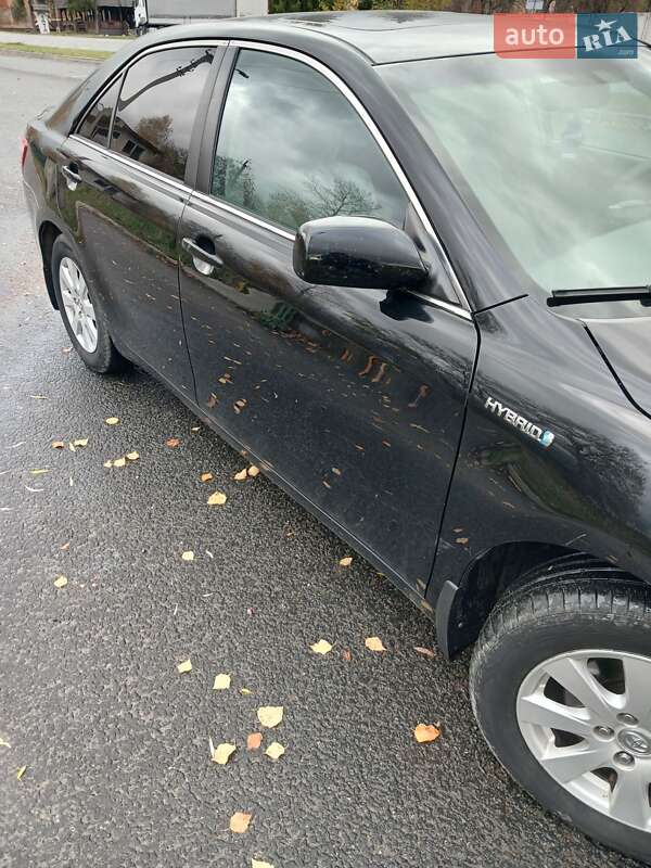 Седан Toyota Camry 2009 в Овруче