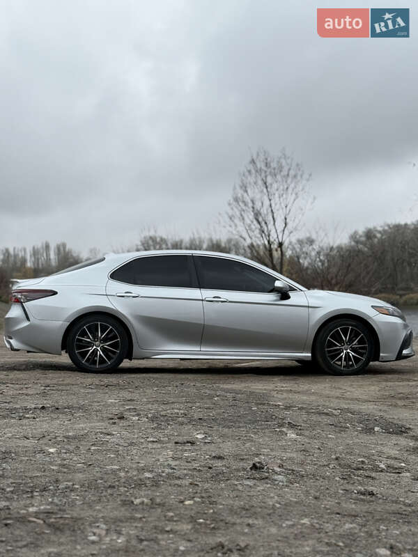 Седан Toyota Camry 2021 в Киеве фото 8 Седан Toyota Camry 2021 в Киеве