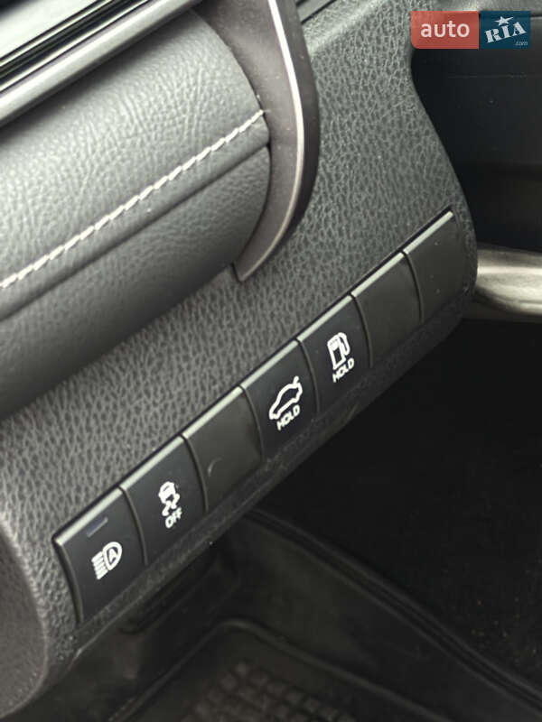 Седан Toyota Camry 2021 в Киеве фото 11 Седан Toyota Camry 2021 в Киеве