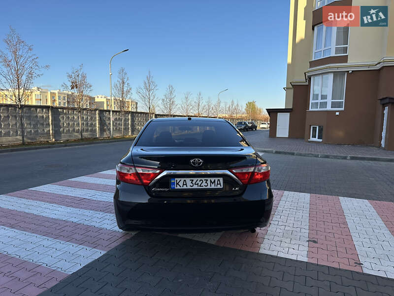 Седан Toyota Camry 2014 в Киеве