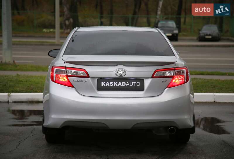 Седан Toyota Camry 2014 в Харькове фото 5 Седан Toyota Camry 2014 в Харькове