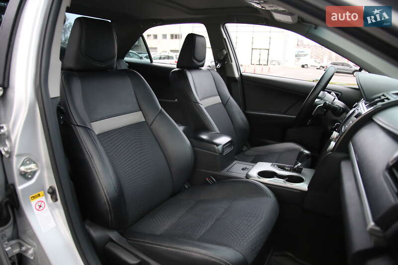 Седан Toyota Camry 2014 в Харькове фото 10 Седан Toyota Camry 2014 в Харькове