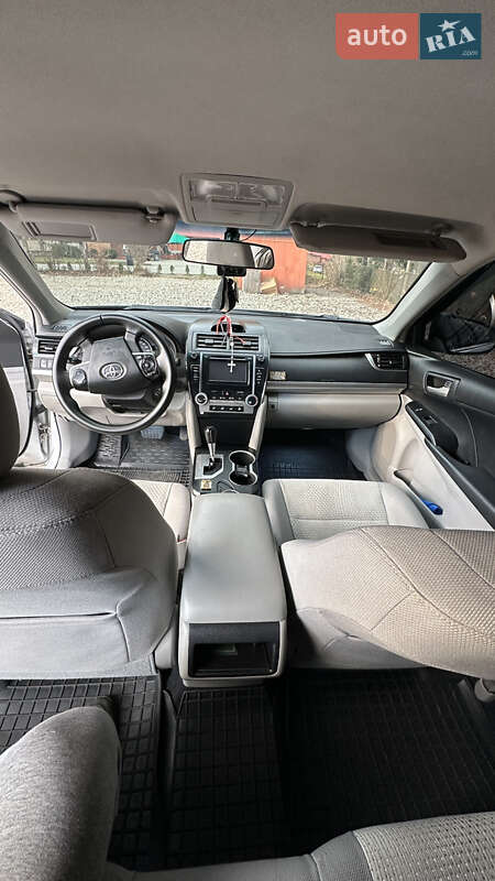 Седан Toyota Camry 2011 в Яремчі фото 3 Седан Toyota Camry 2011 в Яремчі
