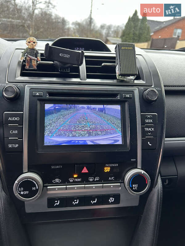 Седан Toyota Camry 2014 в Броварах