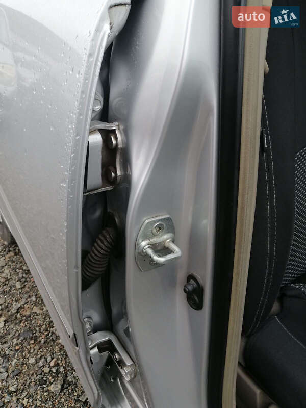 Седан Toyota Camry 2003 в Лубнах фото 26 Седан Toyota Camry 2003 в Лубнах