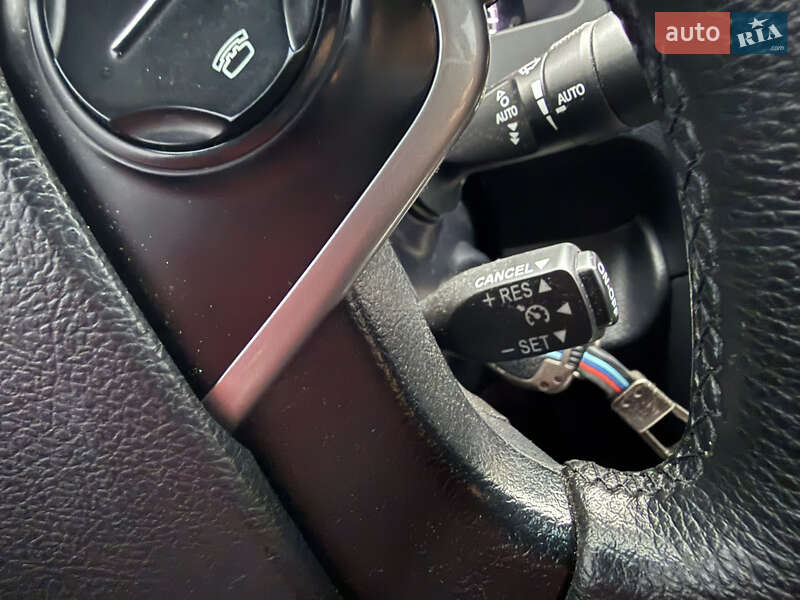 Седан Toyota Camry 2011 в Киеве фото 5 Седан Toyota Camry 2011 в Киеве