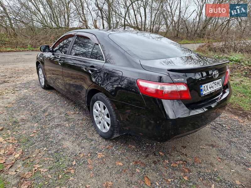 Седан Toyota Camry 2008 в Харькове