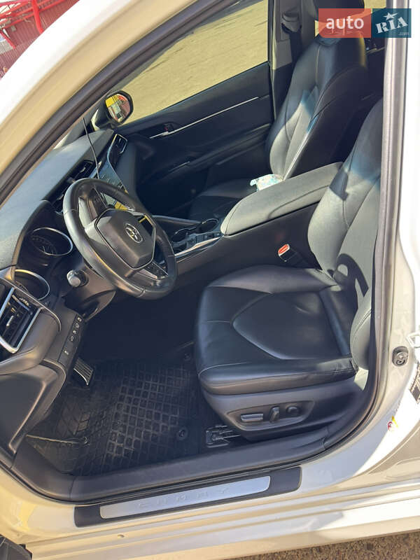 Седан Toyota Camry 2018 в Полтаве фото 18 Седан Toyota Camry 2018 в Полтаве