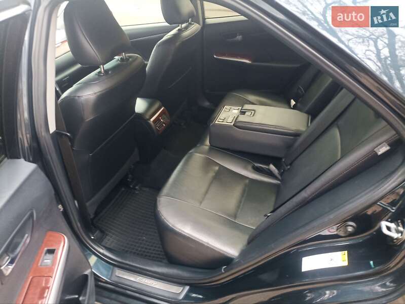 Седан Toyota Camry 2012 в Харькове