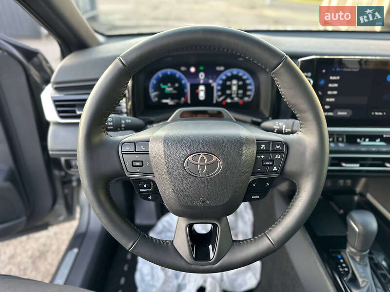 Седан Toyota Camry 2024 в Киеве фото 35 Седан Toyota Camry 2024 в Киеве