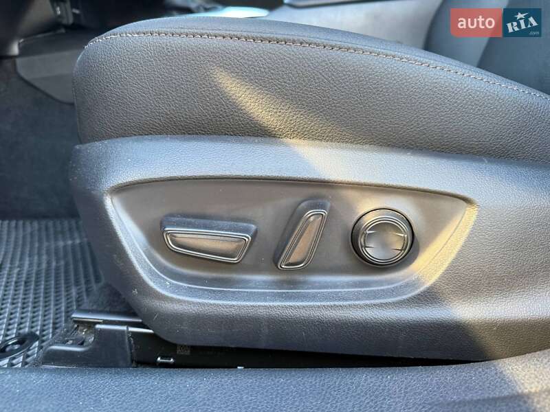 Седан Toyota Camry 2020 в Виннице фото 16 Седан Toyota Camry 2020 в Виннице