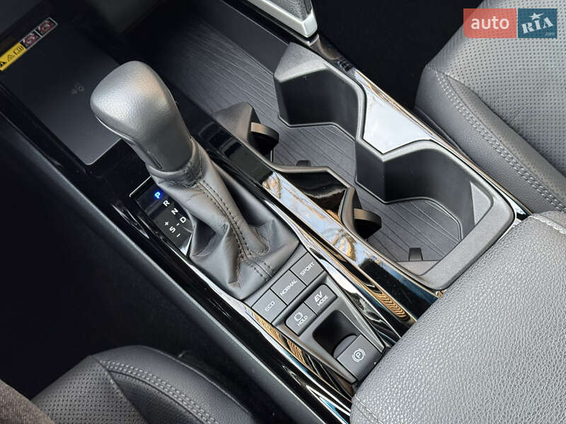 Седан Toyota Camry 2024 в Киеве фото 22 Седан Toyota Camry 2024 в Киеве