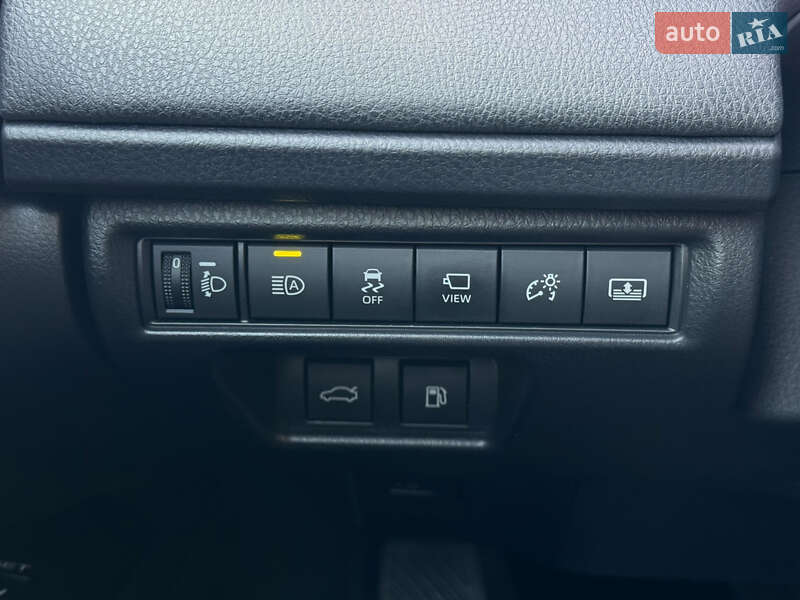 Седан Toyota Camry 2024 в Киеве фото 27 Седан Toyota Camry 2024 в Киеве