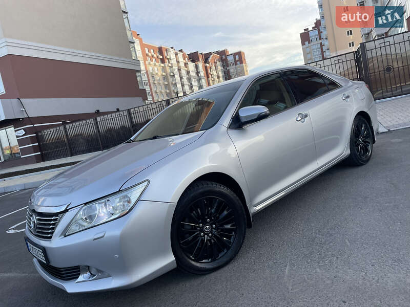 Седан Toyota Camry 2012 в Умани фото 8 Седан Toyota Camry 2012 в Умани