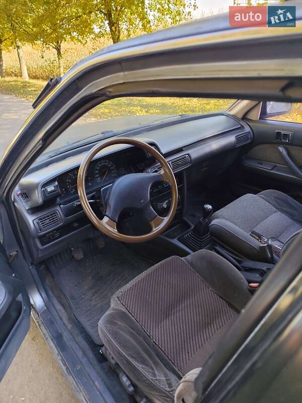 Седан Toyota Camry 1989 в Ровно фото 8 Седан Toyota Camry 1989 в Ровно