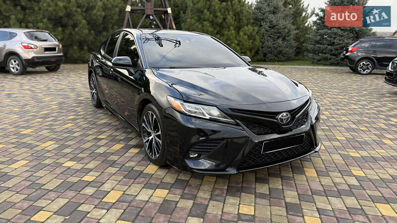 Седан Toyota Camry 2017 в Днепре фото 3 Седан Toyota Camry 2017 в Днепре