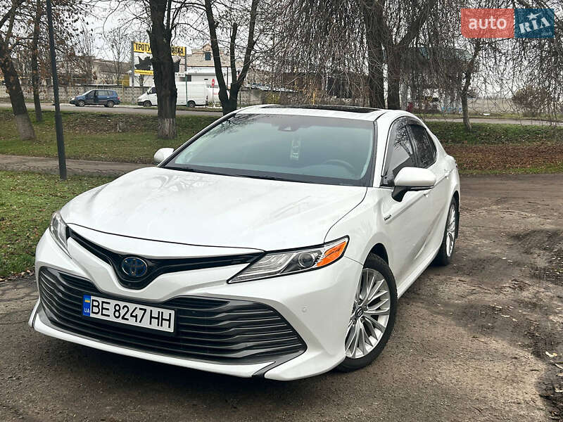 Седан Toyota Camry 2017 в Первомайську