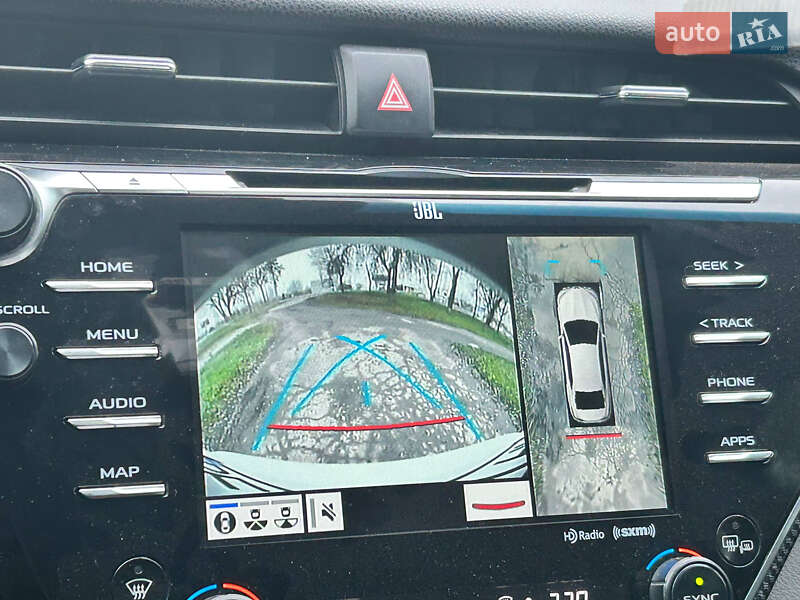 Седан Toyota Camry 2017 в Первомайську