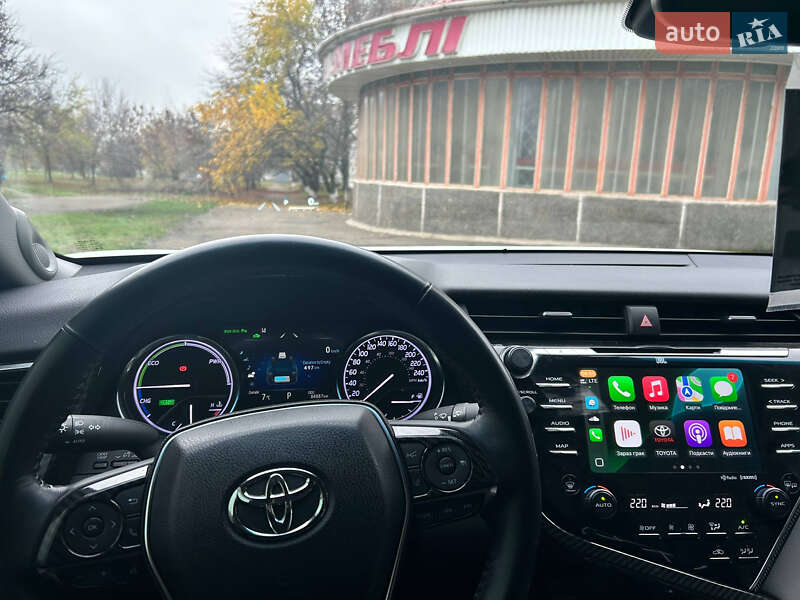 Седан Toyota Camry 2017 в Первомайську