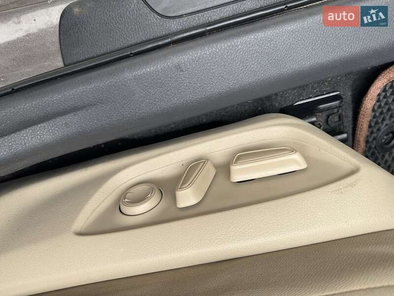 Седан Toyota Camry 2017 в Киеве фото 4 Седан Toyota Camry 2017 в Киеве