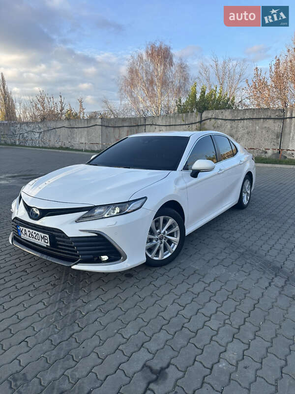 Седан Toyota Camry 2023 в Кременчуге фото 3 Седан Toyota Camry 2023 в Кременчуге