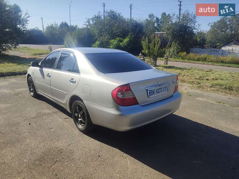 Седан Toyota Camry 2004 в Дубні фото 4 Седан Toyota Camry 2004 в Дубні