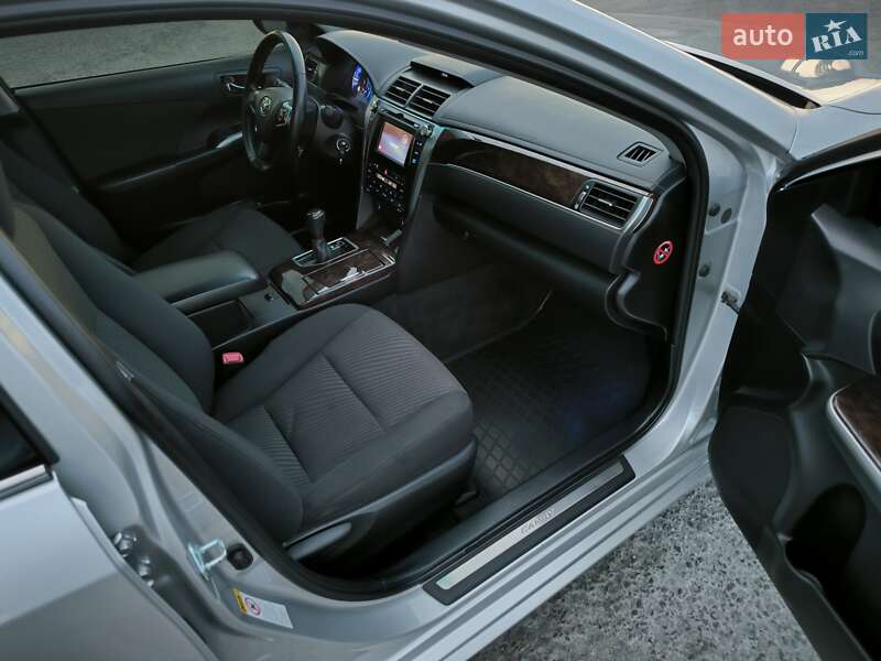 Седан Toyota Camry 2017 в Павлограде фото 3 Седан Toyota Camry 2017 в Павлограде
