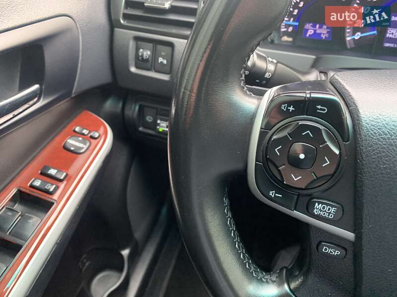 Седан Toyota Camry 2011 в Києві