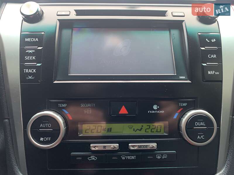 Седан Toyota Camry 2011 в Києві