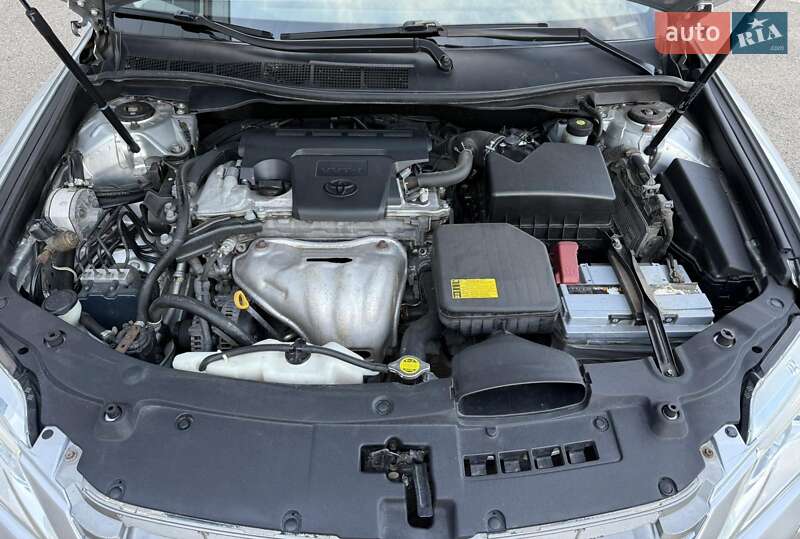 Седан Toyota Camry 2011 в Києві