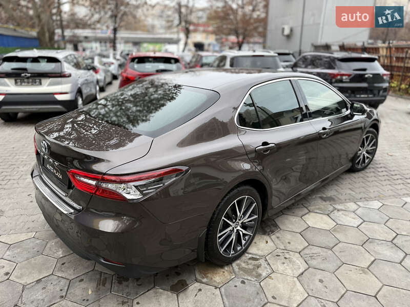 Седан Toyota Camry 2021 в Одессе