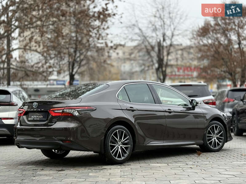 Седан Toyota Camry 2021 в Одессе