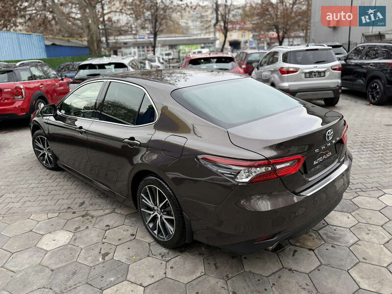 Седан Toyota Camry 2021 в Одессе