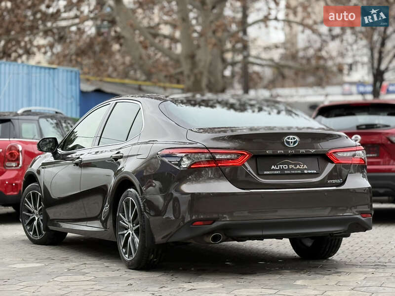 Седан Toyota Camry 2021 в Одессе